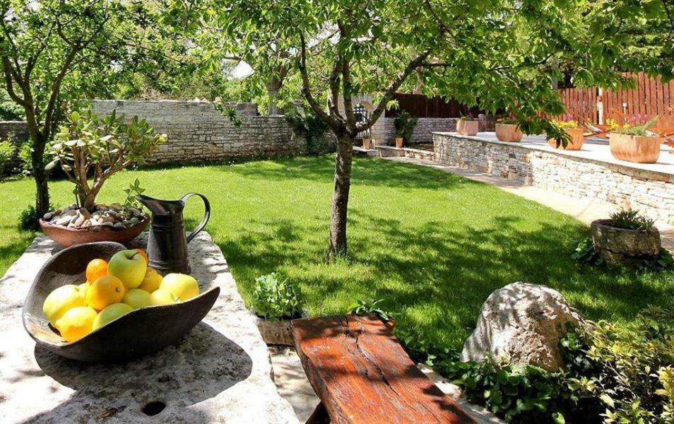 Villa Violica, Karnevali Žminj Esterno foto